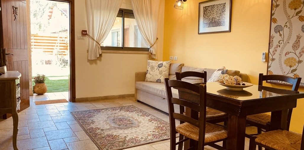 צימרים וילה במצוק צימר 2 (10).jpeg