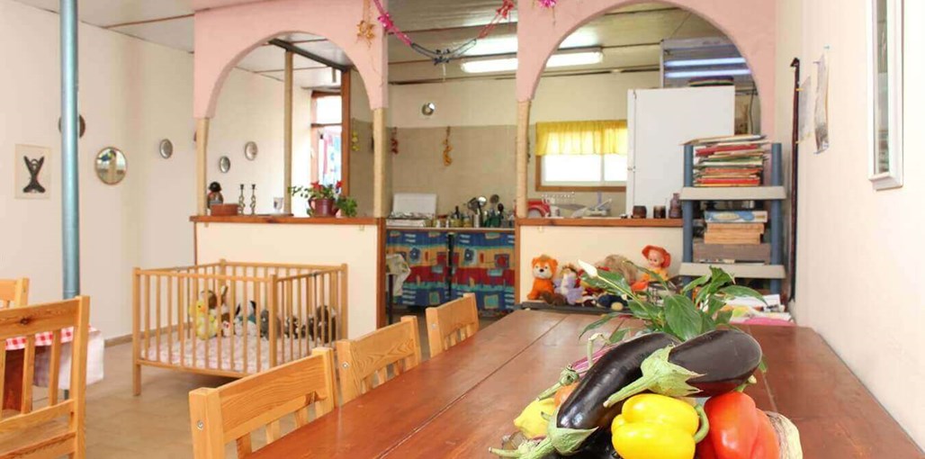 שלווה במדבר מטבח.jpg