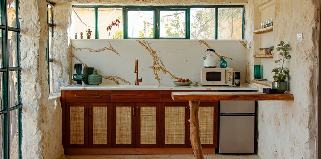 חוות נועם במדבר בקתת נועם 2025 (1).jpg