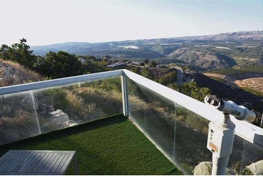 אהבה בגבהים  - הנוף הציורי והסביבה