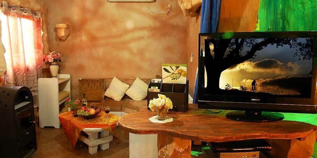 חלום באגם חלום באגם - מערה (9).jpg