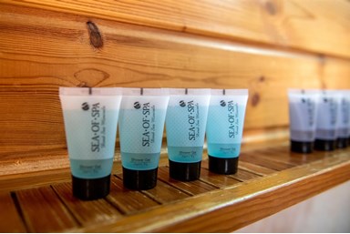 נופים בדישון  - בקתות העץ