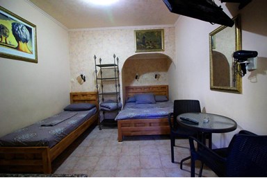 סאנסט אין - חדר לשלושה