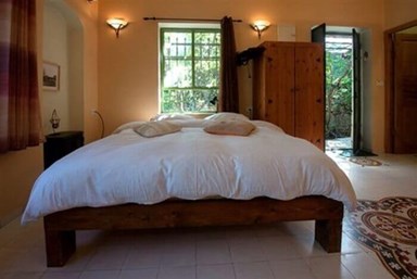 בחורש הטבעי - הסוויטה