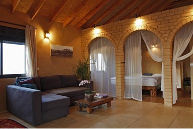 על גג המדבר 