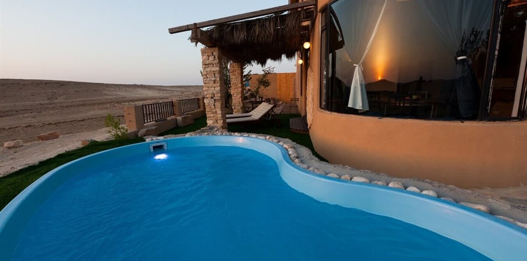 על גג המדבר וילת על קו הנוף (8).jpg