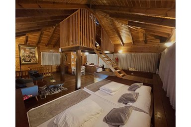 אחוזת ברש - סוויטת עץ