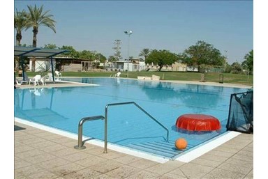 בקתה בערבה - חצר הצימרים