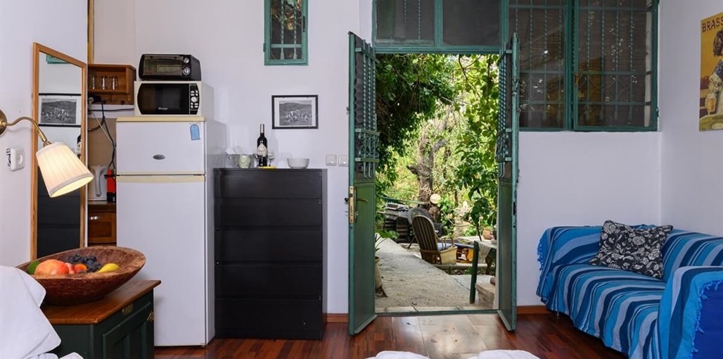 עין כרם נוף על הואדי שקדיה (15).jpg