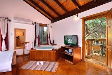 בית עץ יוני - סוויטת כלנית