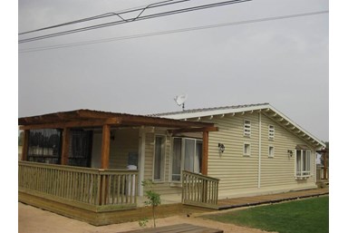 הבקתות של קלם  - בסביבה