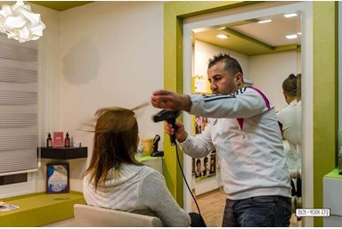 לגאסי ווילג'  - המספרה וחנות המזכרות