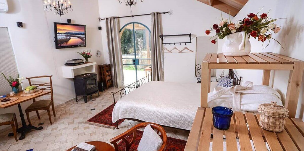 קסם האלה עדן (1).jpg