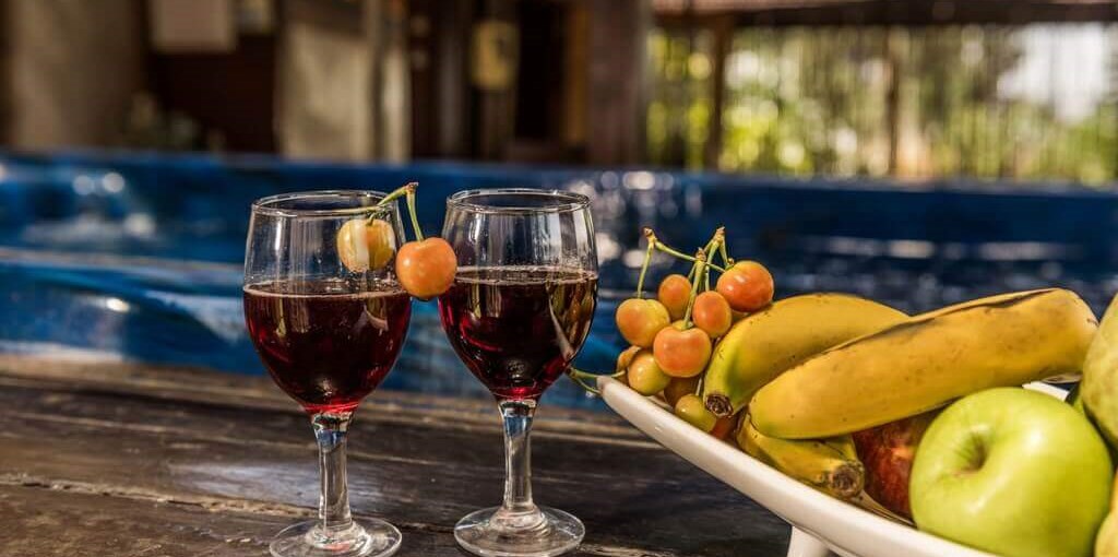 בין עצי הדובדבן גינה וגקוזי (17).jpg