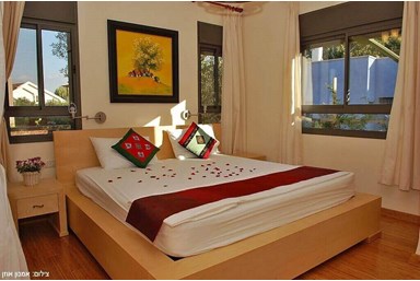 ליד הנחל - הסוויטה הגדולה