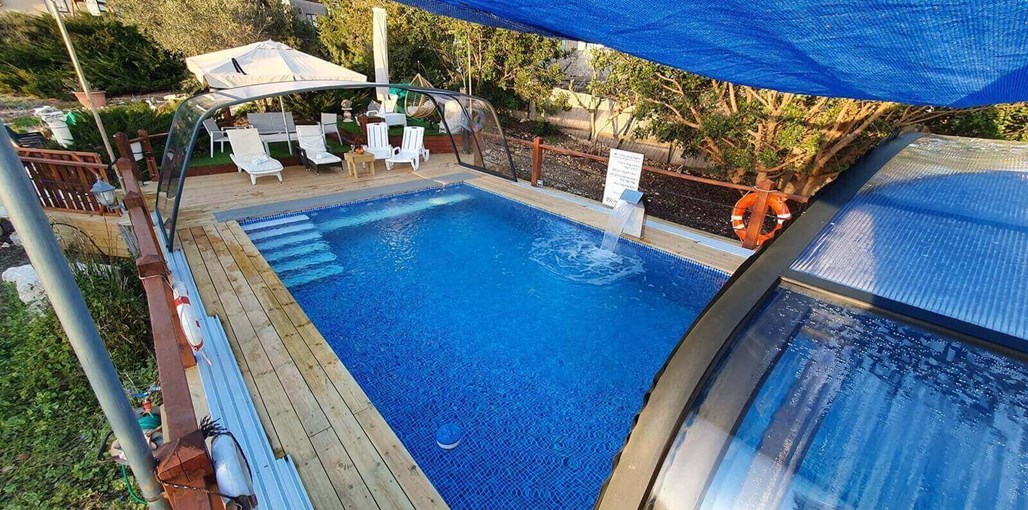 מרגנית בגליל בריכה מחוממת (4).jpg