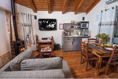 מרגנית בגליל - בקתת מור