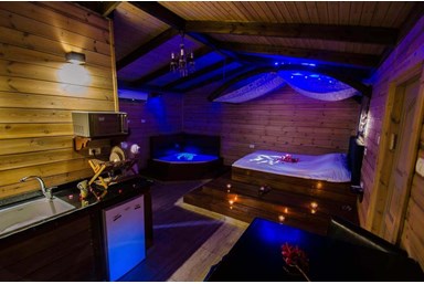 לאונצ'ו - הצימר הכחול