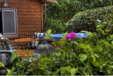 זוהר של זיכרונות - החצר והנוף 