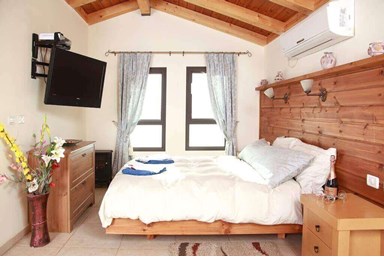 סוויטה בגב ההר - בקתה זוגית 