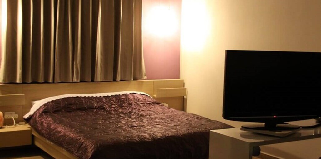 מול הצבר מול הצבר.JPG