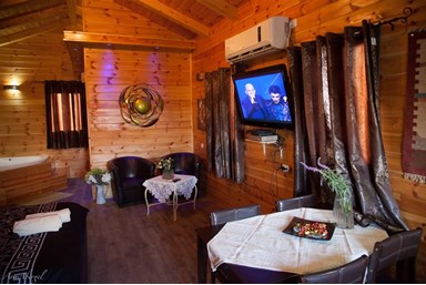 הפינה הקסומה - הבקתה הכפרית