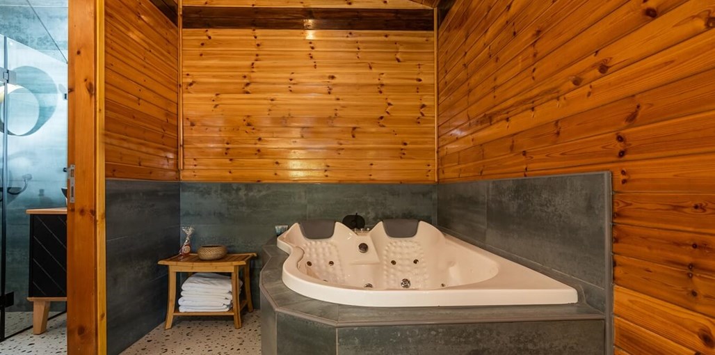 אתנחתא בגלבוע אפרודיטה (6).jpg