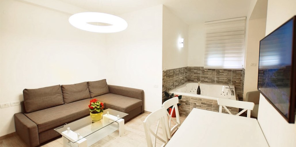 אחוזת רוטשילד 1 (5).jpg