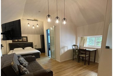 אחוזת רוטשילד - סוויטת ורד