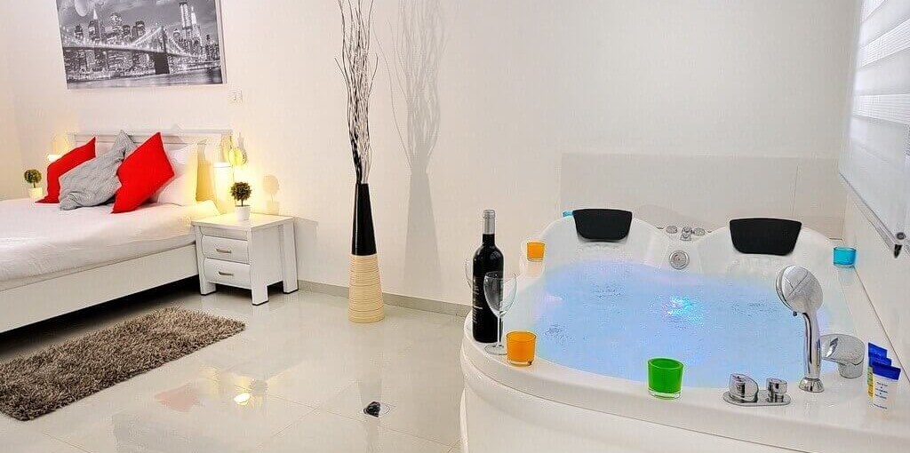 רויאל הגליל הסוויטה (18).jpg