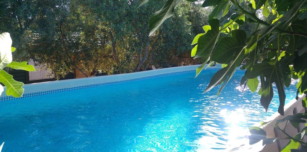 רויאל הגליל חצר ובריכה חדש (1).jpg