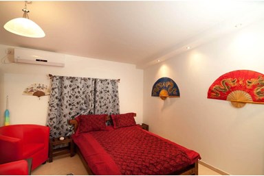 משק 75 - חדר אירוח - יפן