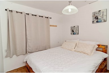 משק 75 - סוויטת לוטוס