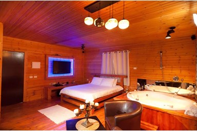 משק 75 - סוויטות לילך ויסמין