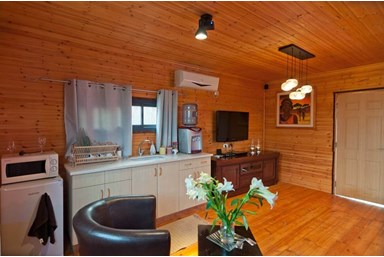 משק 75 - סוויטות לילך ויסמין