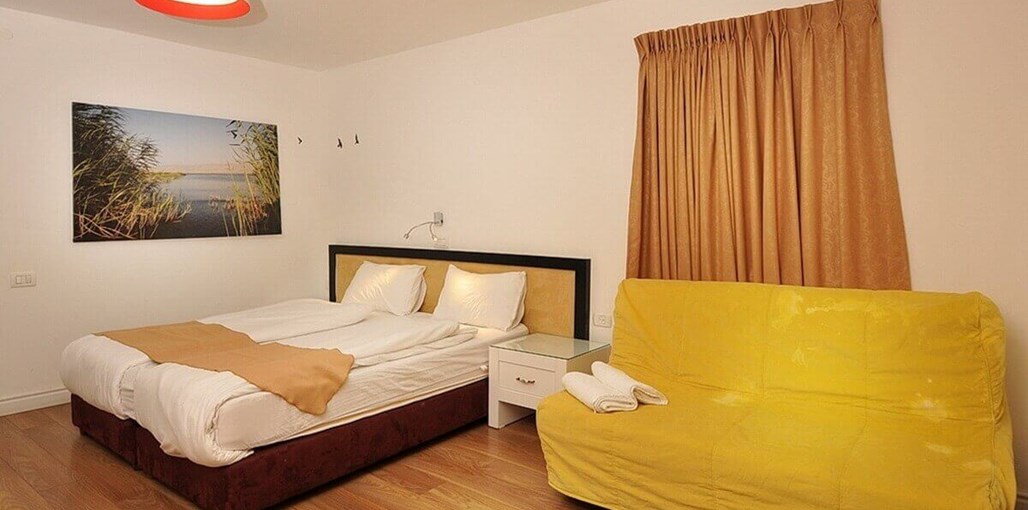 חוות כנרת - אירוח כפרי סטודיו (4).JPG