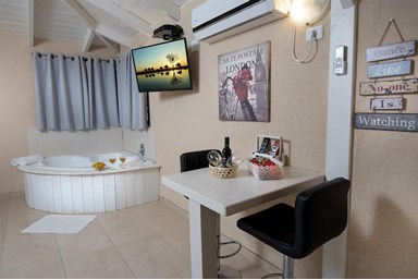 אחוזת מיכל - סוויטת אמיר