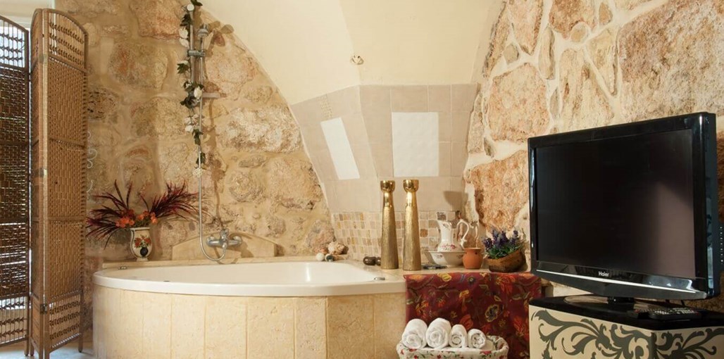 שירת הבריאה סוויטת אור חדשות (4).JPG