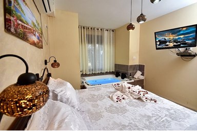 אחוזת הפרח בגני