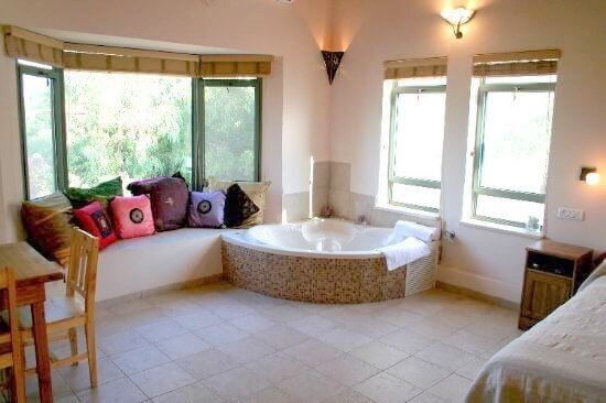 יערת הדבש בגליל כליל החורש קטן(6).jpg