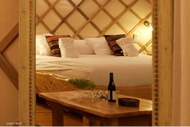 הבית של הליוס - היורט