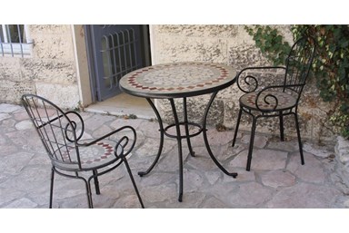 פלד -  בית של אמנות