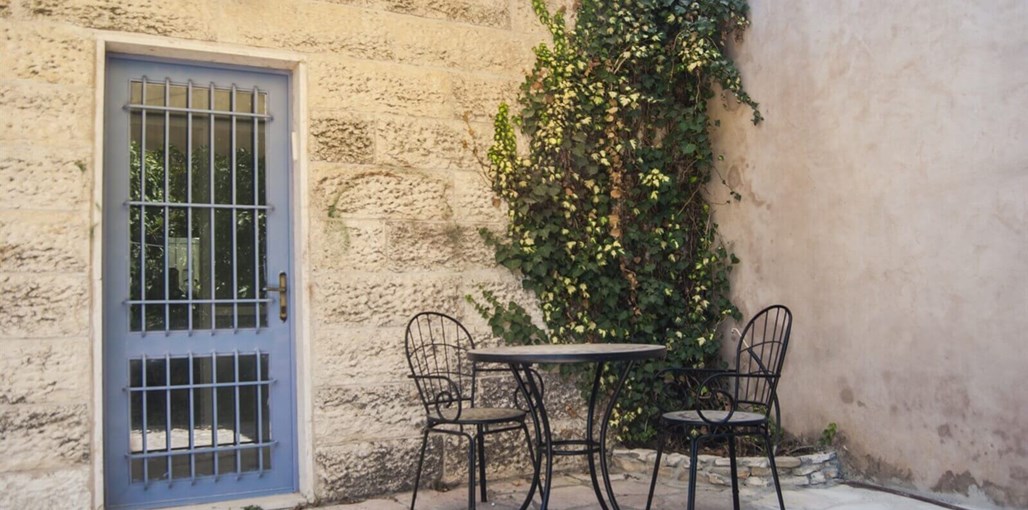 פלד - בית של אמנות החצר והנוף (6).jpg