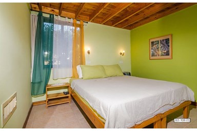 בפרדס - בקתת אשכולית