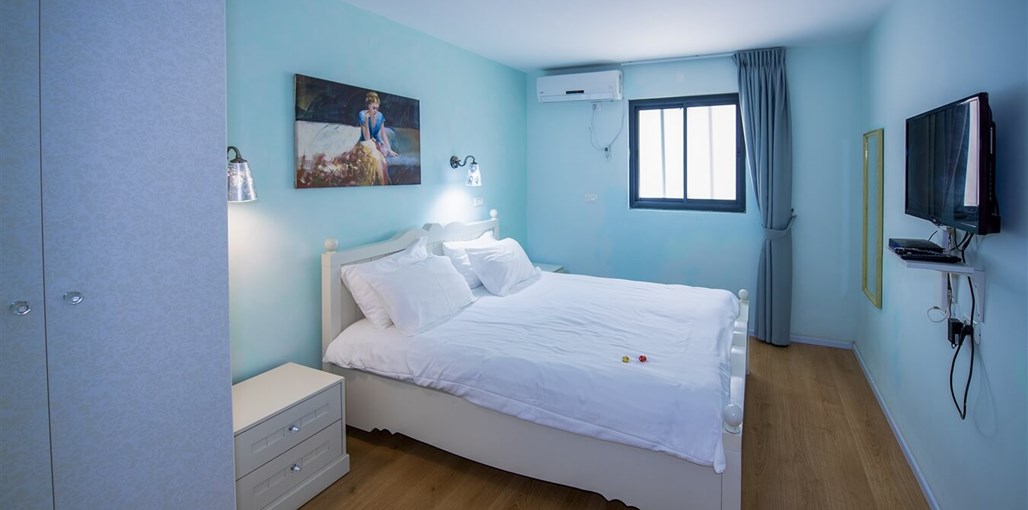 הבית במטע AMR_4686.jpg