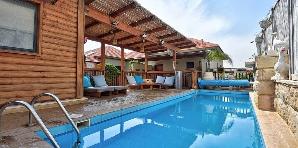 קארמה בגולן הבריכה חדשות (1).jpg