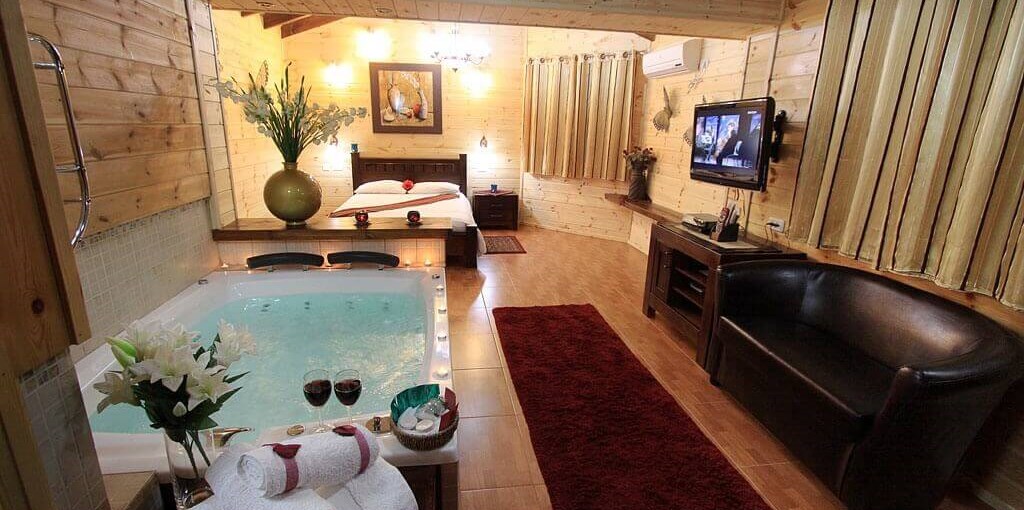 שקיעה באופק הבקתות (7).jpg