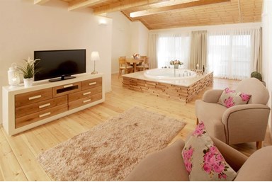 גבעת עדן - הבריכה