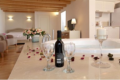 גבעת עדן - הבריכה