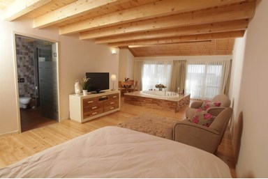 גבעת עדן - הבריכה